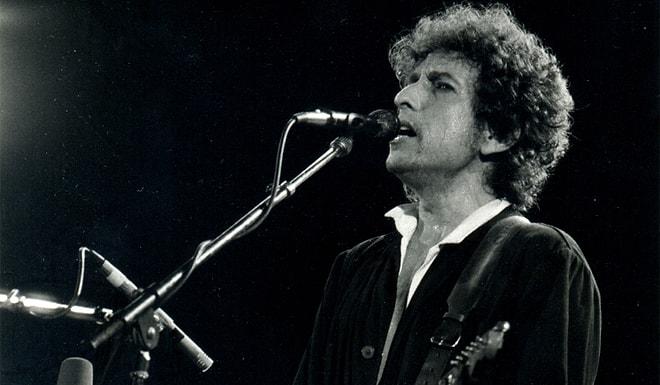 Bob Dylan’ın Dünya Görüşünü Yansıtan 6 Protest Şarkısı ve Sözleri