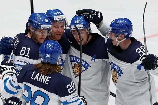 3. Второе место досталось финнам, которые в финале проиграли канадцам со счетом 0:2.