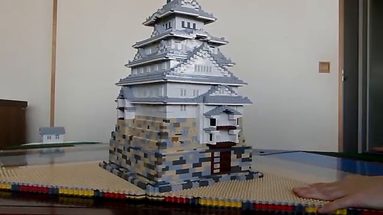 15 Ayda LEGO'dan Yapılan Pop-up Kale: Himeji Kalesi
