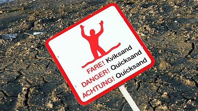 Kısacası, olur da bir gün bir bataklığa saplanırsanız yapmanız gereken basitçe şudur: