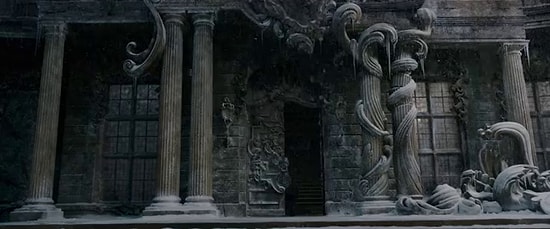 В интернете появился тизер-трейлер фильма с Эммой Уотсон "Красавица и чудовище"