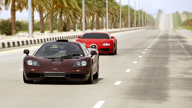 23) McLaren F1