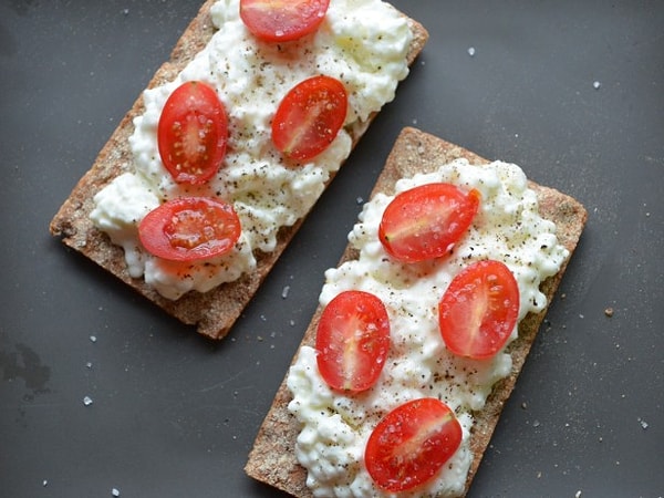 10. Нежирные сорта сыра.