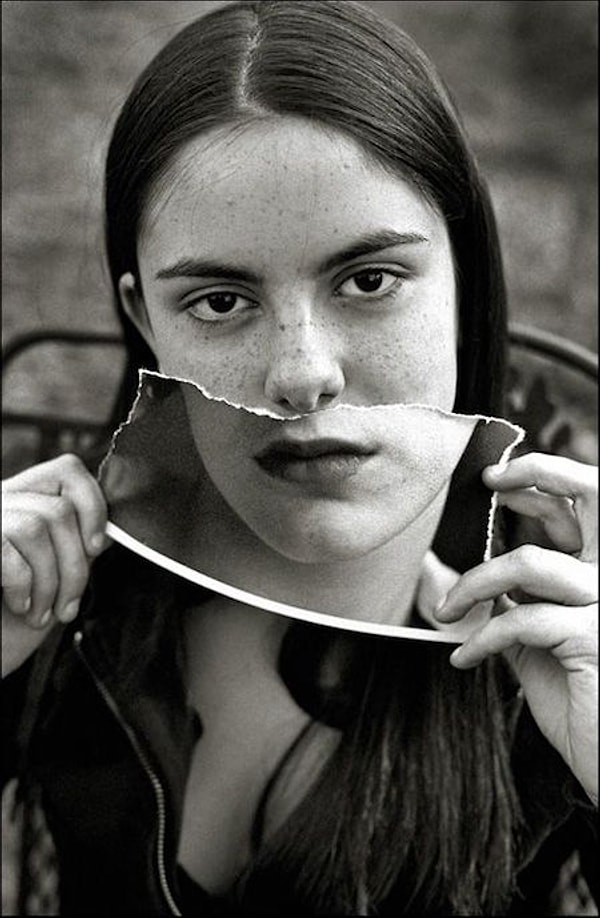 12. Мы балансируем между желанием того, чтобы нашу работу оценили по достоинству  тем, что кто-то уделит нам больше 30 секунд внимания