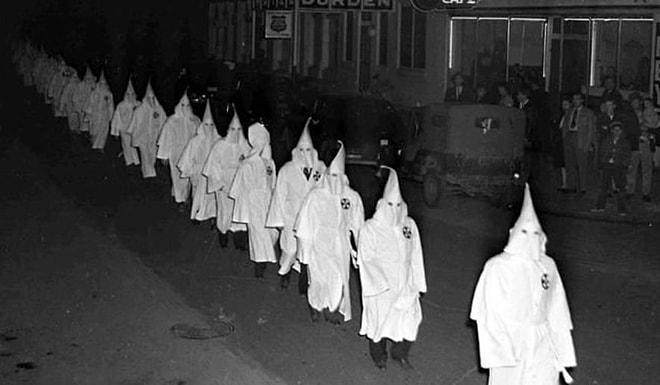 Tarihin En Gizemli Örgütlerinden Ku Klux Klan'ın Gerçekleştirdiği 10 Tüyler Ürpertici Eylem