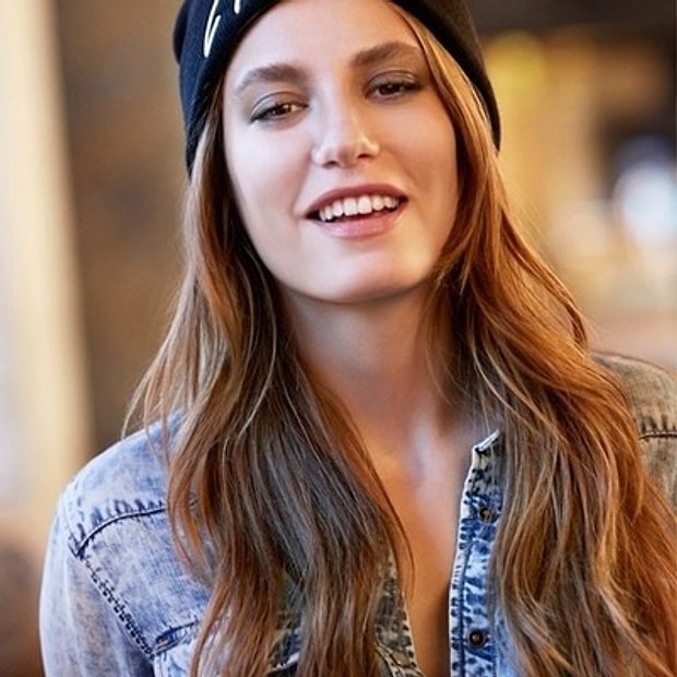 Serenay Sarıkaya