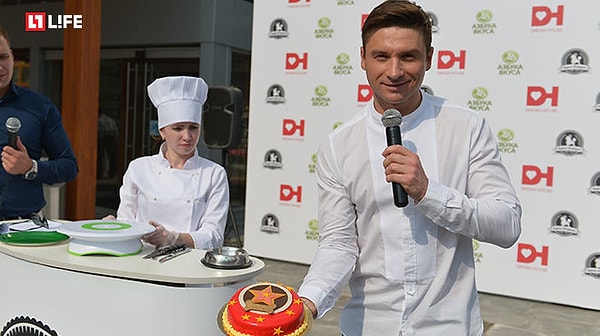 3. Сергей Лазарев даже пробовал эти торты сам!