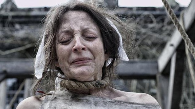2. Bugün yaşadığımız teknolojik dünya her ne kadar şiddet uygulamaya daha elverişli de olsa, 13. yüzyılda işlenen cinayetlerin sayısı, bugünkü verilerin 30 katına işaret ediyor.