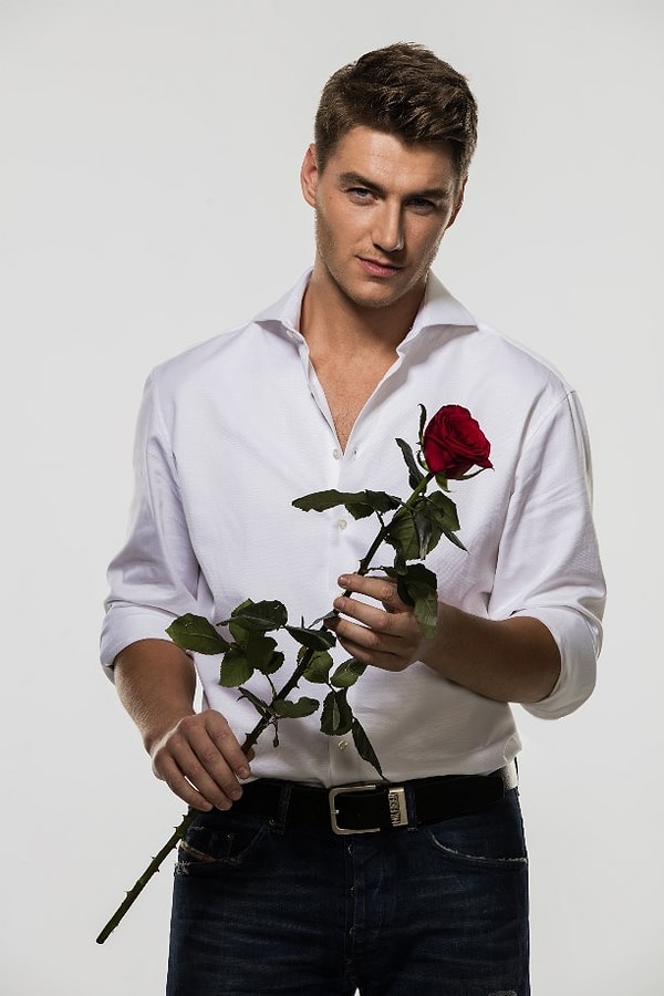 8. 4 июня, в субботу, состоится финал шоу «Холостяк»