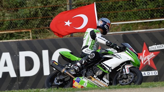 "Benim öncelikli şartım bir Türk sporcunun takımda yarıştırılmasıydı"
