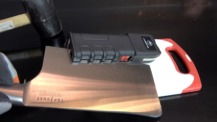 Elektroşok Tabancalarının İçinde Ne Var?