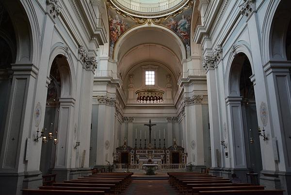 4. Çevre gezisine devam: Chiesa di San Frediano in Cestello