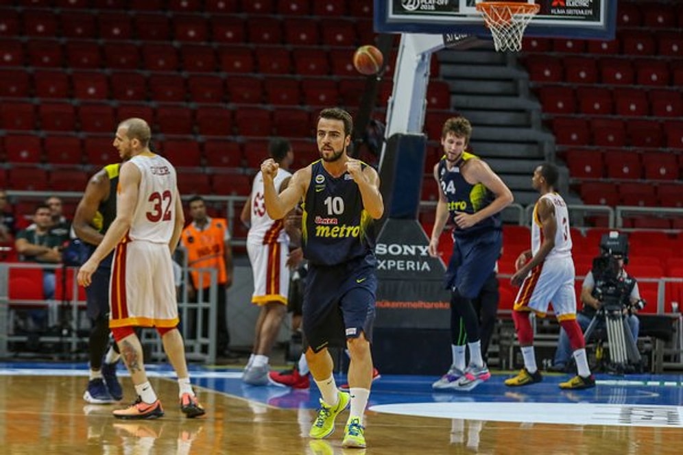 Fenerbahçe Finalde! Galatasaray Odeabank 75-82 Fenerbahçe
