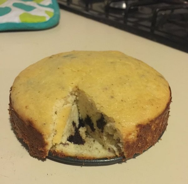 6. Как можно было сотворить такое с пирогом?