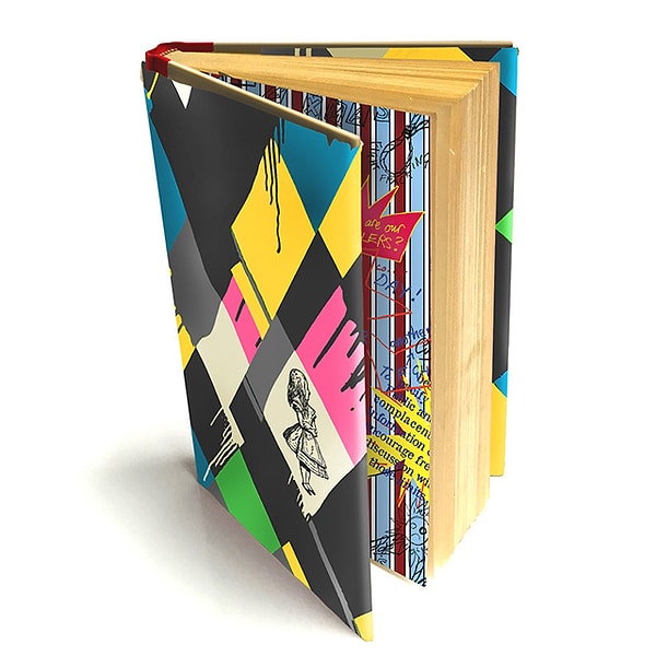 18. 18€ Vivienne Westwood - Книга "Алиса в Зазеркалье".