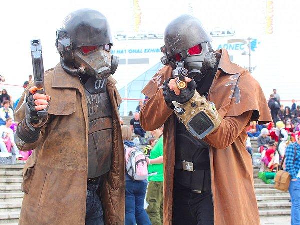 Savaş ve aksiyon film ve oyun karakterleri de özenle hazırlanmıştı. Fallout oyunundan savaşçı kostümlerinin maskelerinde ses değiştirici cihazlar bile vardı.