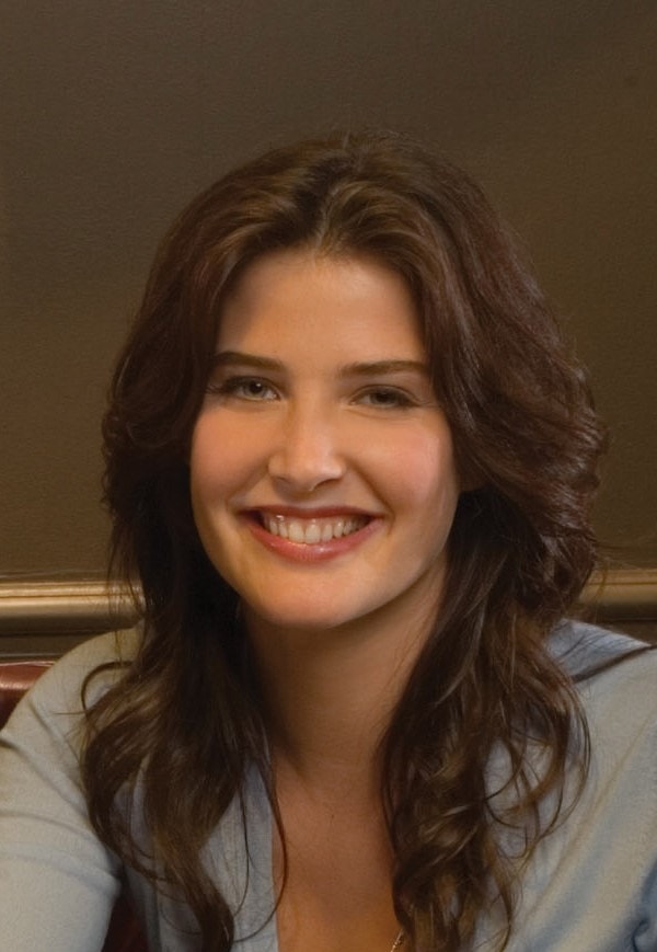 9. Cobie Smulders (Robin Charles Scherbatsky Jr.)