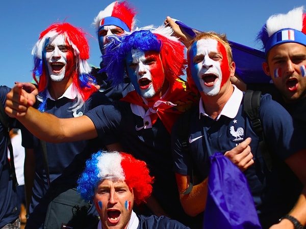 1. Париж, Франция – 30,84 часа в неделю