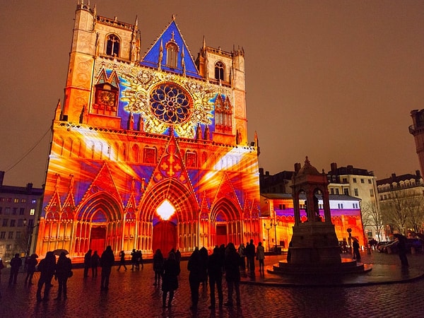 2. Лион, Франция – 31,36 часа в неделю