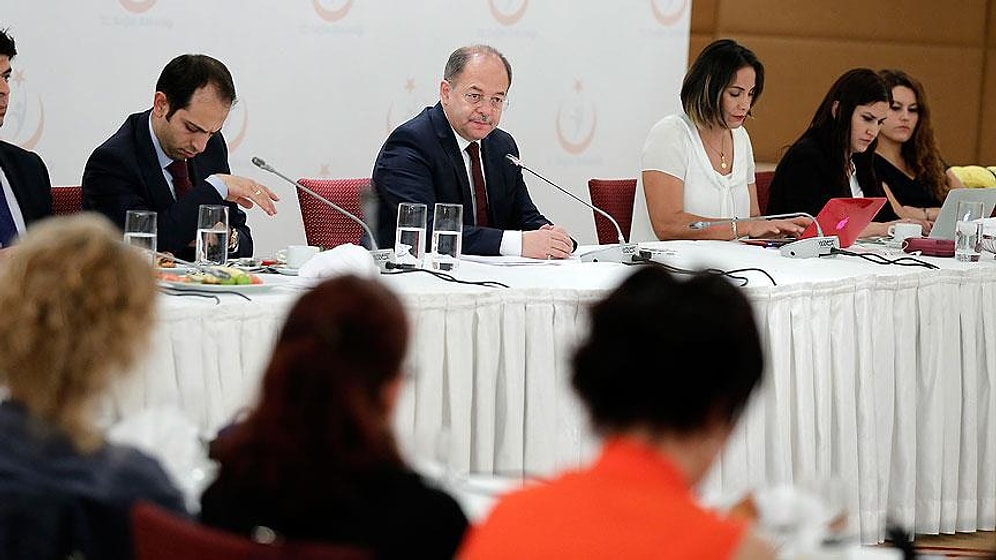 Sağlık Bakanı Akdağ'a Göre 'Sezaryen İnsanlık Suçu'