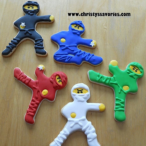 Ninja kurabiyelere özenilmiş ama sonuç ne ninja ne de kurabiye sanki. :D
