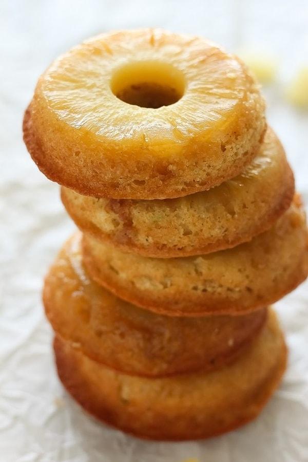 1. Ananaslı ters yüz kekin donut hali hem lokmalık hem efsane!