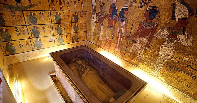Antik Mısır'da Yeni Keşif: Tutankamon'un Hançeri Göktaşından Yapılma