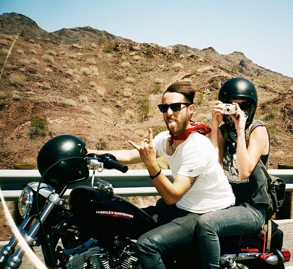 9. «Я люблю мужа, и мне нравится секс с ним. Просто хочется чуть больше спонтанности»