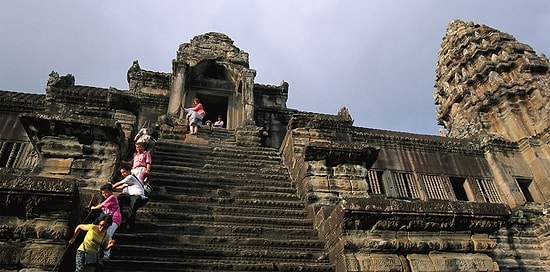 15 самых необычных и удивительных лестниц из разных концов мира