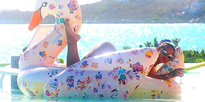 Rihanna'nın Tatil Günlüğü: Kankayla Havuz Keyfi Ardından Seksi Mayolu Fotoğraf Çekimi