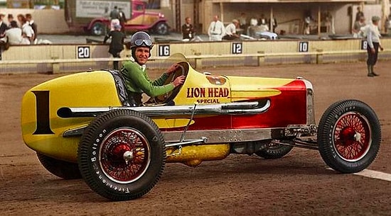 Старые цветные фотографии гоночных машин