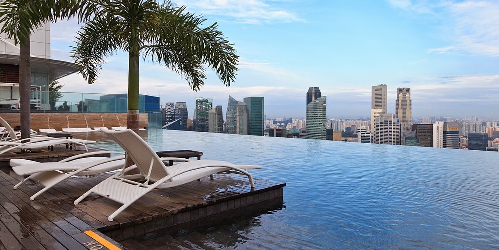 Самые экзотичные бассейны в мире