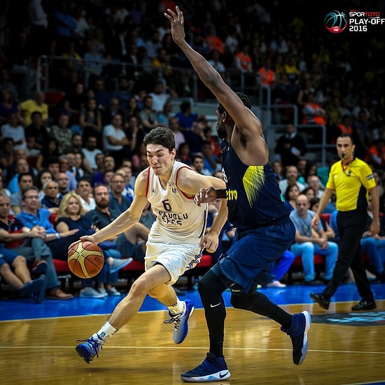 Seri 1-1 Oldu | Anadolu Efes 91-70 Fenerbahçe