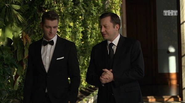 5. В итоге Воробьев не смог определиться со своими чувствами и решить, кто из девушек может стать его спутницей.