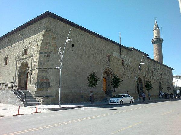 15. Erzurum Ulu Cami