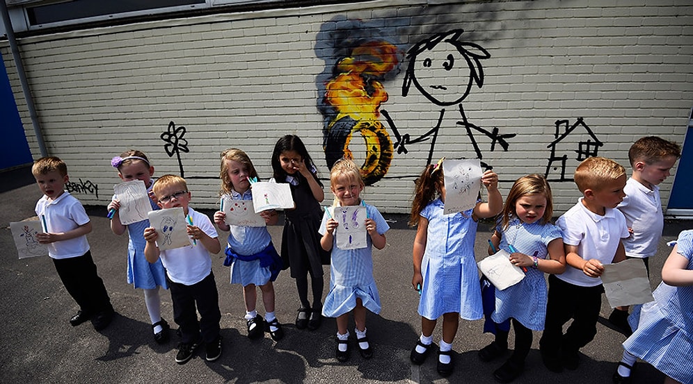 Banksy’nin Son Sürprizi: İlkokula Duvar Resmiyle Teşekkür