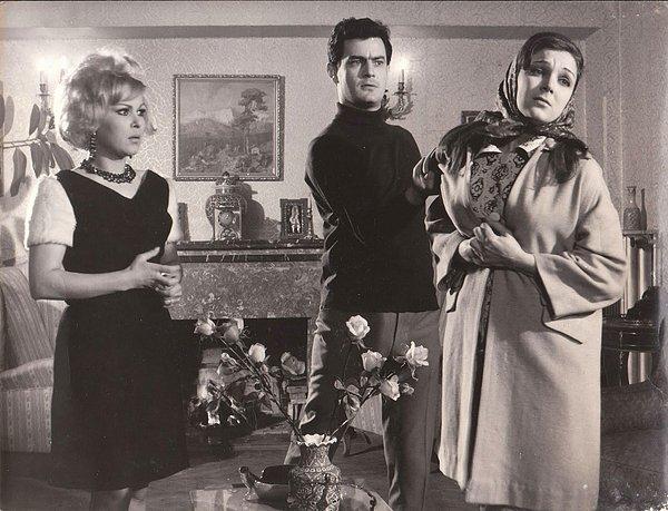 1965 yılında Selda Alkor ve Fikret Hakan ile birlikte Cumartesi Senin Pazar Benim adlı filme başrolde oynadı