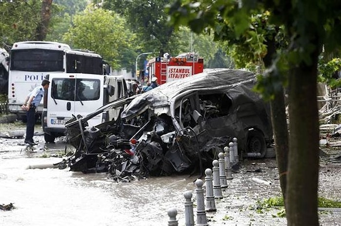 Vezneciler'deki Saldırı Sonrası Siyasilerden İlk Tepkiler