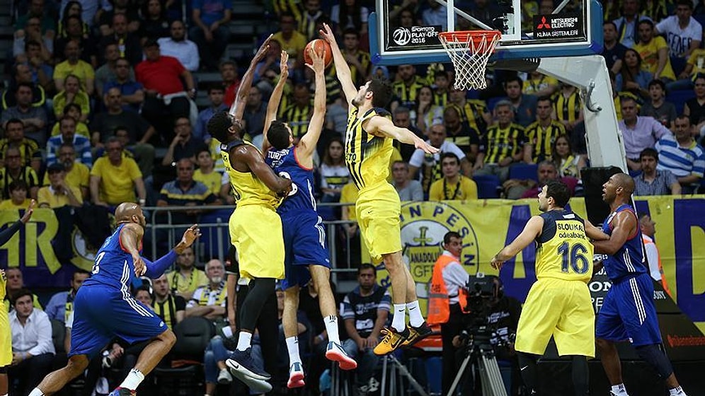 Fenerbahçe 84-72 Anadolu Efes