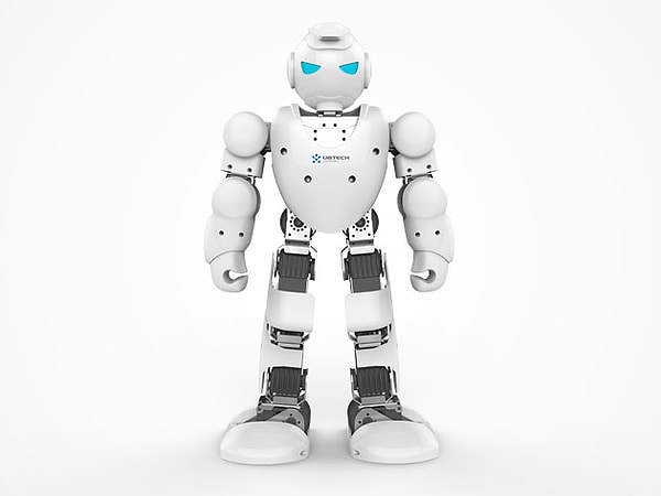 3. Alpha 1s, робот-гуманоид