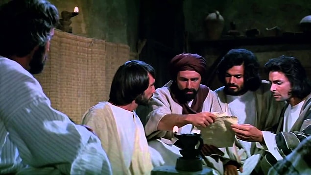4. İslamı kabul eden ilk kişi kimdir?