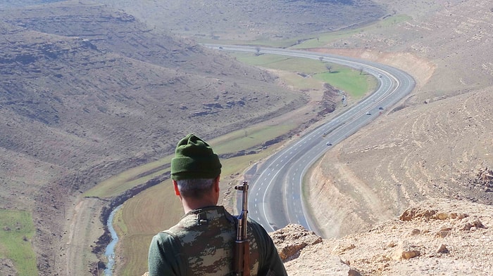 Şemdinli'de Çatışma: 2 Korucu Şehit