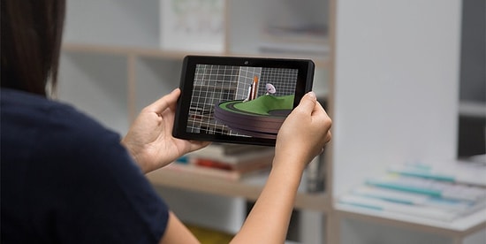 Lenovo и Google выпускают 3D-телефон