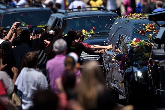 Efsane Boksör Muhammed Ali Son Yolculuğuna Uğurlandı