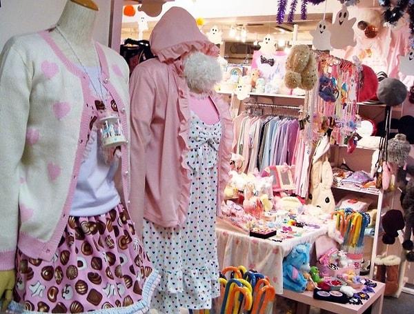 15. Çocukluk nostaljisiyle giyimi birleştiren Nile Perch mağazası.