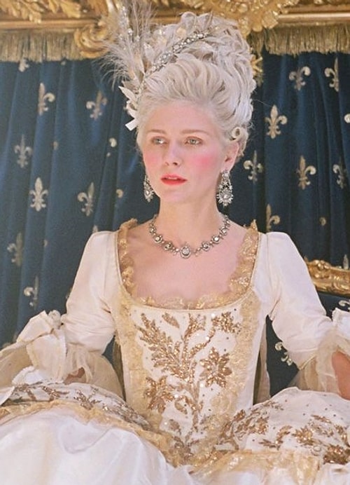 Fransa Kraliçesi Marie Antoinette / "Marie Antoinette" filminde Kirsten Dunst