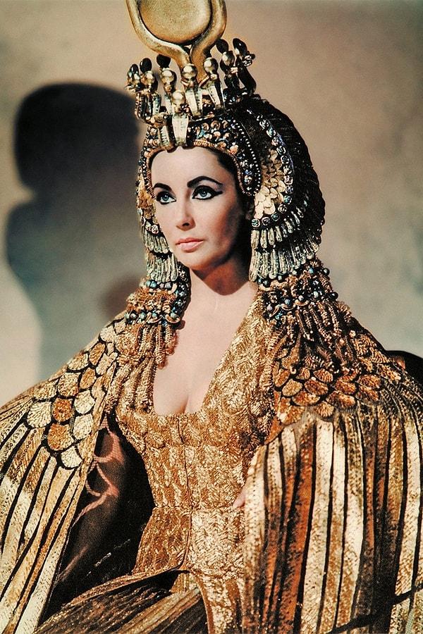 11. Kleopatra / "Cleopatra" filminde Elizabeth Taylor