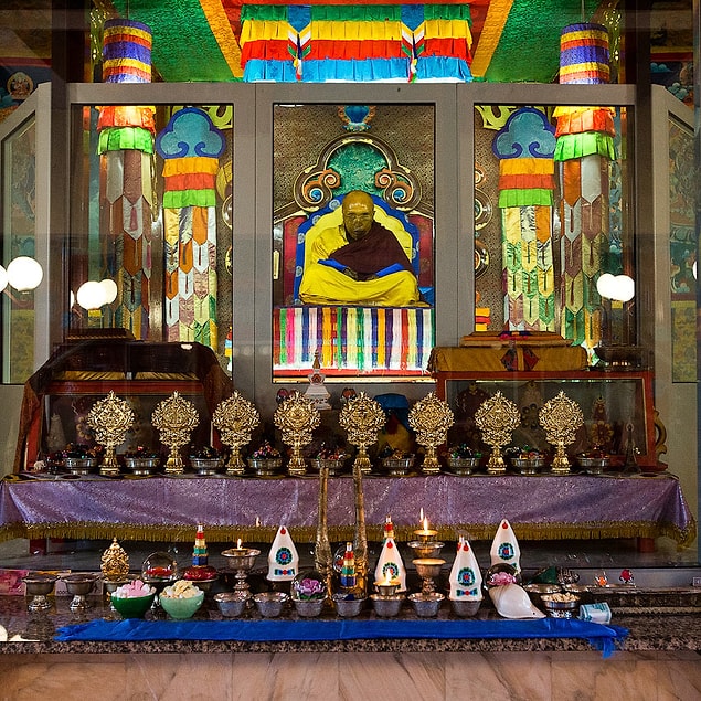 Bilimin herhangi bir açıklama getiremediği bu sıradışı olayla ilgili görüşler farklılık gösteriyor.