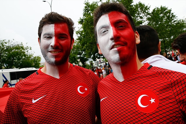 Taraftarlarımız maça hazır;