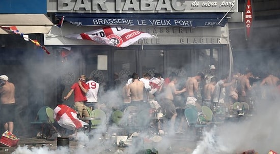 UEFA'dan Rusya ve İngiltere'ye Men Tehdidi!